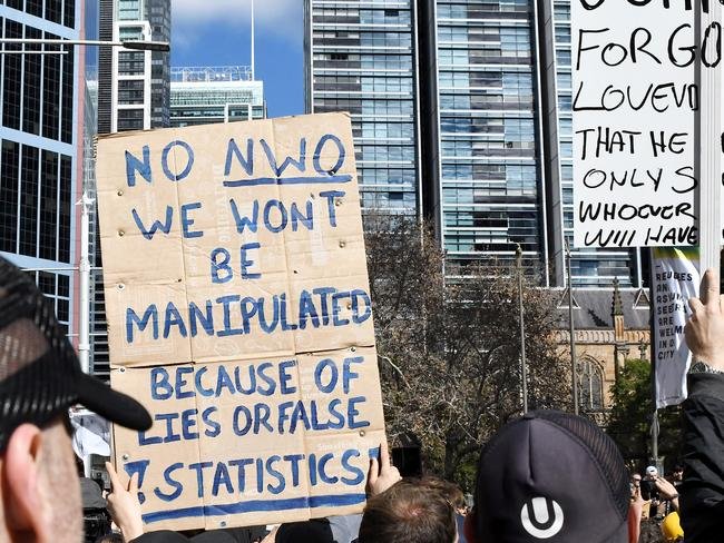 Aussie Nurse Give Powerful Message